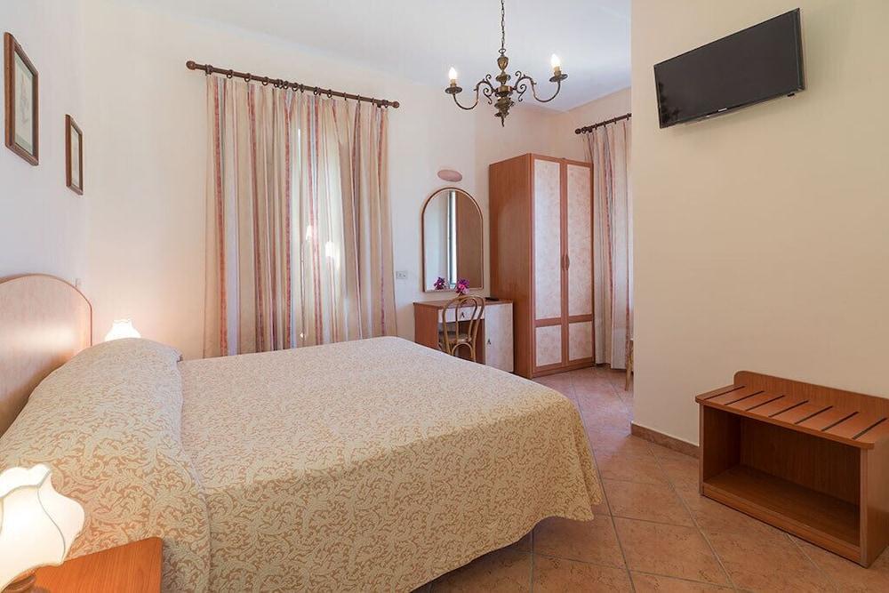 Hotel Pensione Monti Casamicciola Terme Exteriör bild